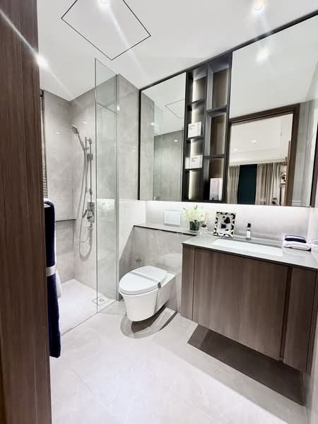 Grand Dunman, 18 Dunman Road, 5 Bedrooms, 1,690 sqft, Condominium For Sale, by Eve Choo, 500203818 - Bathroom - PropertyGuru.com.sg