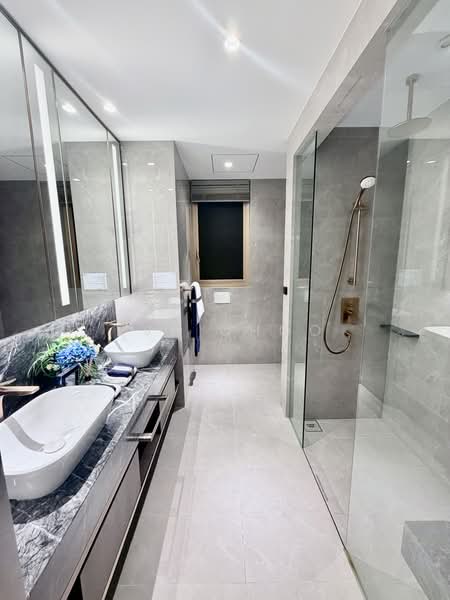 Grand Dunman, 18 Dunman Road, 5 Bedrooms, 1,690 sqft, Condominium For Sale, by Eve Choo, 500203818 - Bathroom - PropertyGuru.com.sg