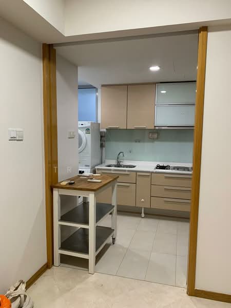 8 @ Mount Sophia, 8 Mount Sophia, 1 Bedroom, 893 sqft, Condominium For Sale, by Tracey Ng, 500203824 - Kitchen - PropertyGuru.com.sg