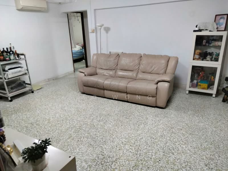 15 Bedok South Road, 15 Bedok South Road, 3 Bedrooms, 947 sqft, HDB Flat For Sale, by Mac Wong, 500203828 - Living Room - PropertyGuru.com.sg