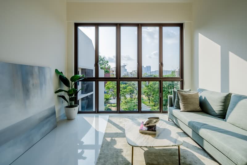 Value buy 3-Bedroom Dual-Key Duplex Opposite Henry Park Primary, 26 Holland Grove Road, 3 Bedrooms, 1,421 sqft, Condominium For Sale, by Lee Yin Jie, 500203833 - Living Room - PropertyGuru.com.sg