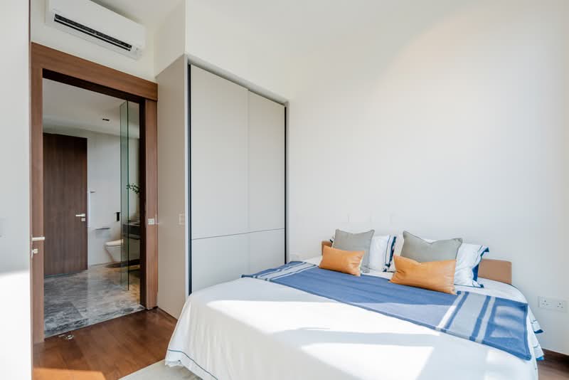 Value buy 3-Bedroom Dual-Key Duplex Opposite Henry Park Primary, 26 Holland Grove Road, 3 Bedrooms, 1,421 sqft, Condominium For Sale, by Lee Yin Jie, 500203833 - Bedroom - PropertyGuru.com.sg