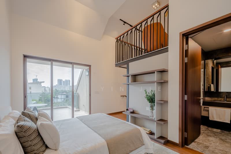 Value buy 3-Bedroom Dual-Key Duplex Opposite Henry Park Primary, 26 Holland Grove Road, 3 Bedrooms, 1,421 sqft, Condominium For Sale, by Lee Yin Jie, 500203833 - Bedroom - PropertyGuru.com.sg