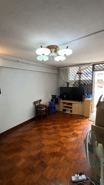 64 Circuit Road, 64 Circuit Road, 2 Bedrooms, 645 sqft, HDB Flat For Sale, by Perry Chee, 500203834 - Living Room - PropertyGuru.com.sg