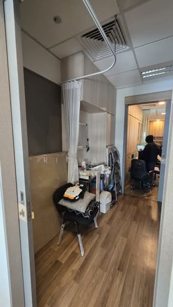 Mount Elizabeth Novena Hospital, 38 Irrawaddy Road, 581 sqft, Medical For Rent, by Richard Ng, 500203841 - Interior - CommercialGuru.com.sg