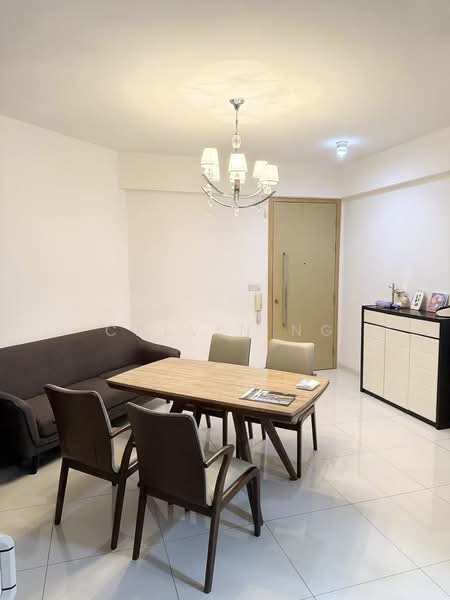 Eight Courtyards, 10 Canberra Drive, 3 Bedrooms, 1,130 sqft, Condominium For Rent, by Calvin Ng, 500203844 - Living Room - PropertyGuru.com.sg
