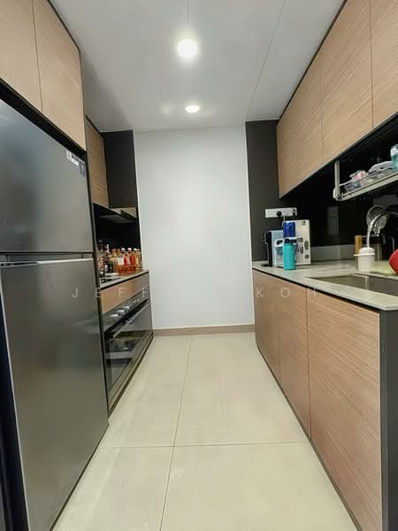 Midwood, 8 Hillview Rise, 2 Bedrooms, 786 sqft, Condominium For Rent, by Jeffrey Koh, 500203851 - Kitchen - PropertyGuru.com.sg