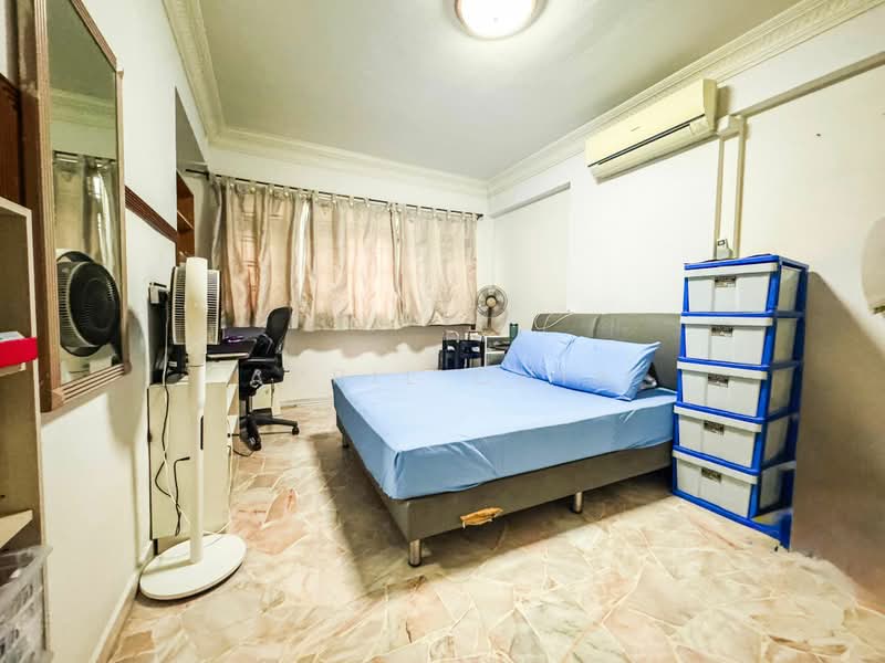 716 Pasir Ris Street 72, 716 Pasir Ris Street 72, 4 Bedrooms, 1,580 sqft, HDB Flat For Sale, by April Chia, 500203852 - Bedroom - PropertyGuru.com.sg