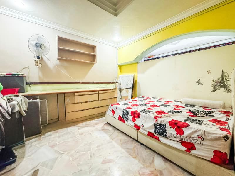 716 Pasir Ris Street 72, 716 Pasir Ris Street 72, 4 Bedrooms, 1,580 sqft, HDB Flat For Sale, by April Chia, 500203852 - Bedroom - PropertyGuru.com.sg