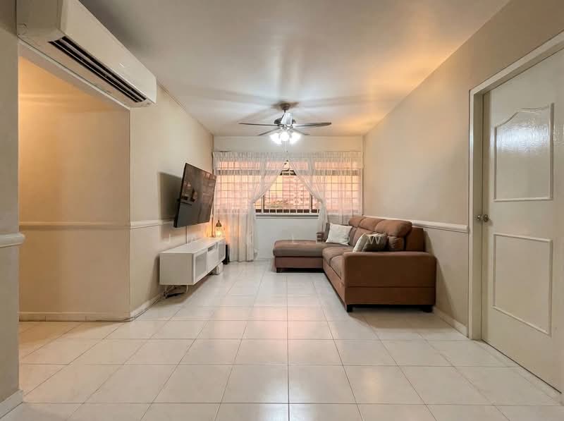 290 Bishan Street 24, 293 Bishan Street 22, 3 Bedrooms, 1,097 sqft, HDB Flat For Sale, by Jack Leow, 500203856 - Living Room - PropertyGuru.com.sg