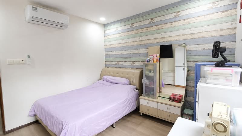 Central Grove, Eunos / Geylang / Paya Lebar, 3 Bedrooms, 1,227 sqft, Condominium For Sale, by CK Ang, 500203886 - Bedroom - PropertyGuru.com.sg