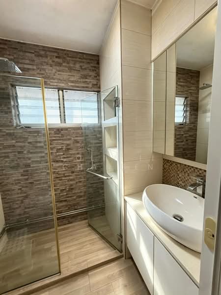 568 Pasir Ris Street 51, 568 Pasir Ris Street 51, 4 Bedrooms, 1,313 sqft, HDB Flat For Sale, by Colin Li Changen, 500203887 - Bathroom - PropertyGuru.com.sg