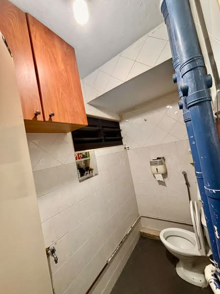 323 Ang Mo Kio Avenue 3, 323 Ang Mo Kio Avenue 3, 1 Bedroom, 474 sqft, HDB Flat For Rent, by Colleen Lim, 500203896 - Bathroom - PropertyGuru.com.sg