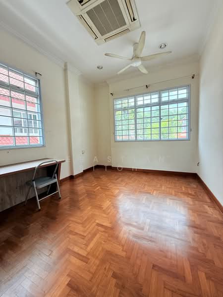 Upper Bukit Timah View, , 6 Bedrooms, 4,707 sqft, Detached House For Sale, by Sebastian Sitoh, 500203898 - Bedroom - PropertyGuru.com.sg