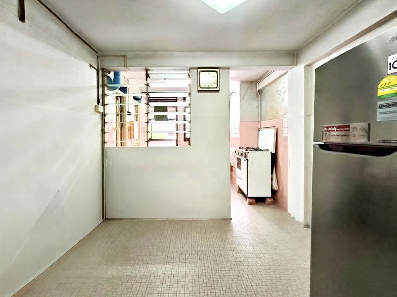 118 Lorong 1 Toa Payoh, 118 Lorong 1 Toa Payoh, 2 Bedrooms, 699 sqft, HDB Flat For Sale, by Kingsley Zheng 鄭鈞鴻, 500203902 - Kitchen - PropertyGuru.com.sg