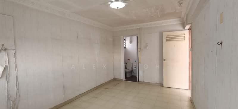 219A Jurong East Street 21, 219A Jurong East Street 21, 3 Bedrooms, 1,270 sqft, HDB Flat For Sale, by Alex Teoh, 500203920 - Bathroom - PropertyGuru.com.sg