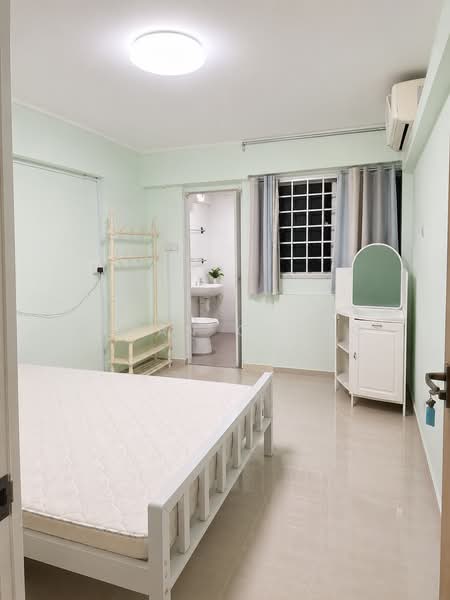 110 Yishun Ring Road, 110 Yishun Ring Road, Room Rental, 130 sqft, HDB Flat For Rent, by Bryan Cheng, 500203921 - Bedroom - PropertyGuru.com.sg