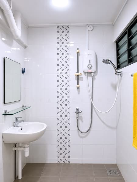 110 Yishun Ring Road, 110 Yishun Ring Road, Room Rental, 130 sqft, HDB Flat For Rent, by Bryan Cheng, 500203921 - Bathroom - PropertyGuru.com.sg