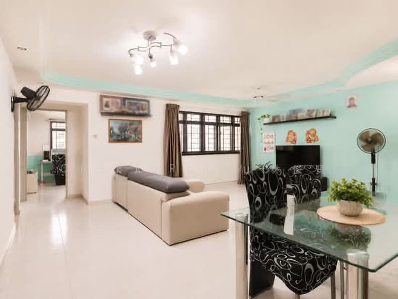 295A Compassvale Crescent, 295A Compassvale Crescent, 3 Bedrooms, 1,184 sqft, HDB Flat For Sale, by Kay Cloud, 500203925 - Living Room - PropertyGuru.com.sg