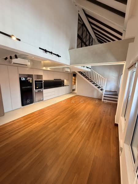 Empire Lofts, 43 Mosque Street, 3 Bedrooms, 1,430 sqft, Condominium For Rent, by Raymond Fu, 500203930 - Living & Dining area - PropertyGuru.com.sg