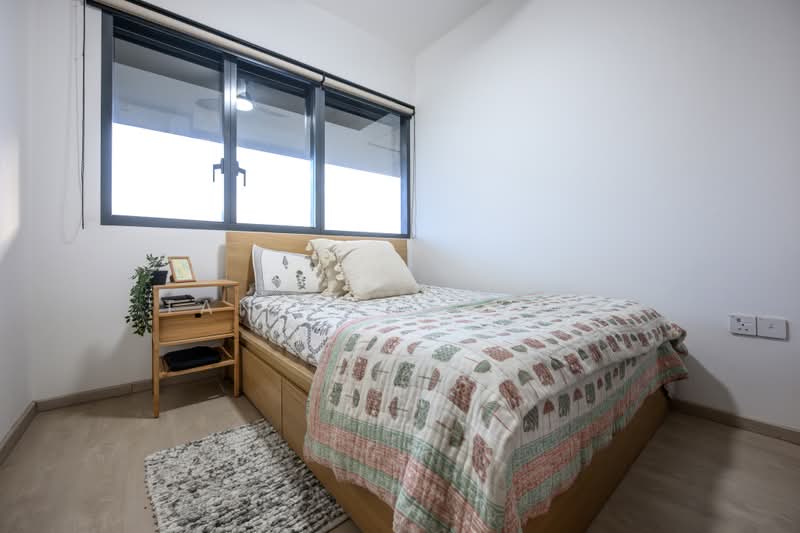 SUPER UNDERVALUED NEWLY TOP ⭐️ IMMEDIATE HIGH RENT NEAR BUONA VISTA MRT, , 2 Bedrooms, 517 sqft, Condominium For Sale, by Tan Kwan Yick, 500203932 - Bedroom - PropertyGuru.com.sg