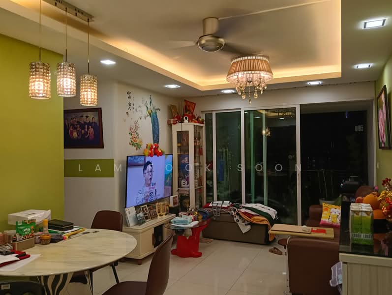 588C Ang Mo Kio Street 52, 588C Ang Mo Kio Street 52, 3 Bedrooms, 968 sqft, HDB Flat For Sale, by Lam Fook Soon, 500203949 - Living Room - PropertyGuru.com.sg