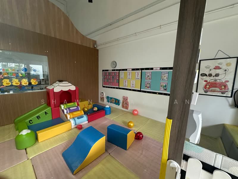 Primz Bizhub, 21 Woodlands Close singapore, 2,658 sqft, Light Industrial (B1) For Rent, by Shawn Thayalan, 500203958 - CommercialGuru.com.sg