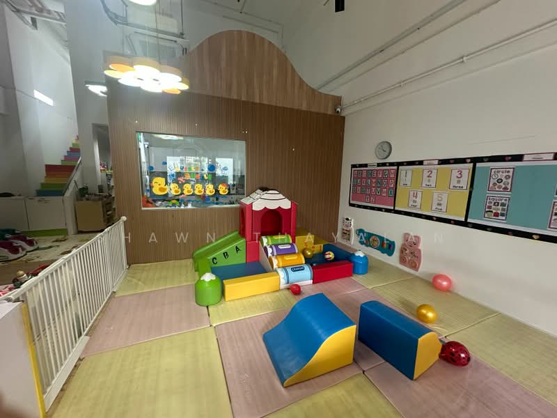 Primz Bizhub, 21 Woodlands Close singapore, 2,658 sqft, Light Industrial (B1) For Rent, by Shawn Thayalan, 500203958 - CommercialGuru.com.sg