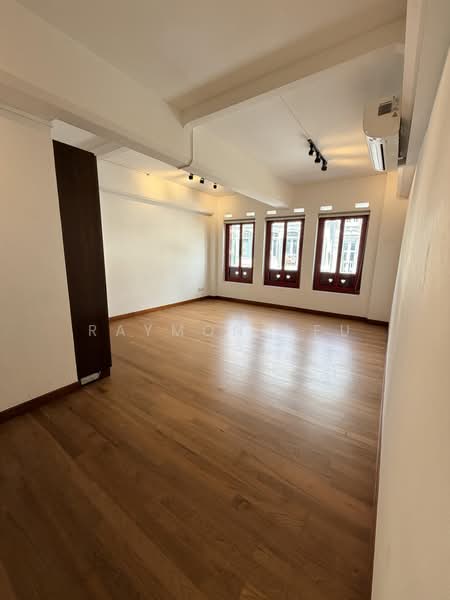 Empire Lofts, 43 Mosque Street, 2 Bedrooms, 1,005 sqft, Condominium For Rent, by Raymond Fu, 500203962 - Living room - PropertyGuru.com.sg