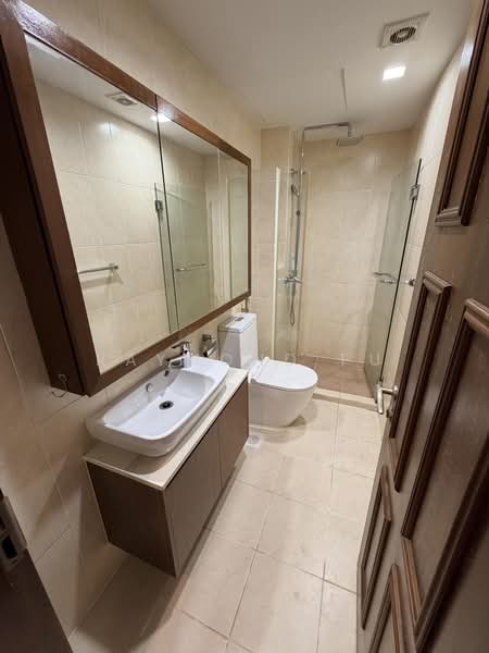 Empire Lofts, 43 Mosque Street, 2 Bedrooms, 1,005 sqft, Condominium For Rent, by Raymond Fu, 500203962 - Bathroom - PropertyGuru.com.sg