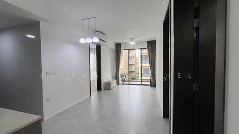 The Watergardens at Canberra, 55 Canberra Drive, 2 Bedrooms, 753 sqft, Condominium For Sale, by Martin Yeo, 500203976 - Living Room - PropertyGuru.com.sg