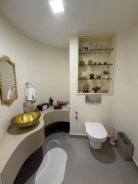The Belmont, 1 Belmont Road, 4 Bedrooms, 3,100 sqft, Condominium For Sale, by ReAnne Leu, 500203982 - Bathroom - PropertyGuru.com.sg
