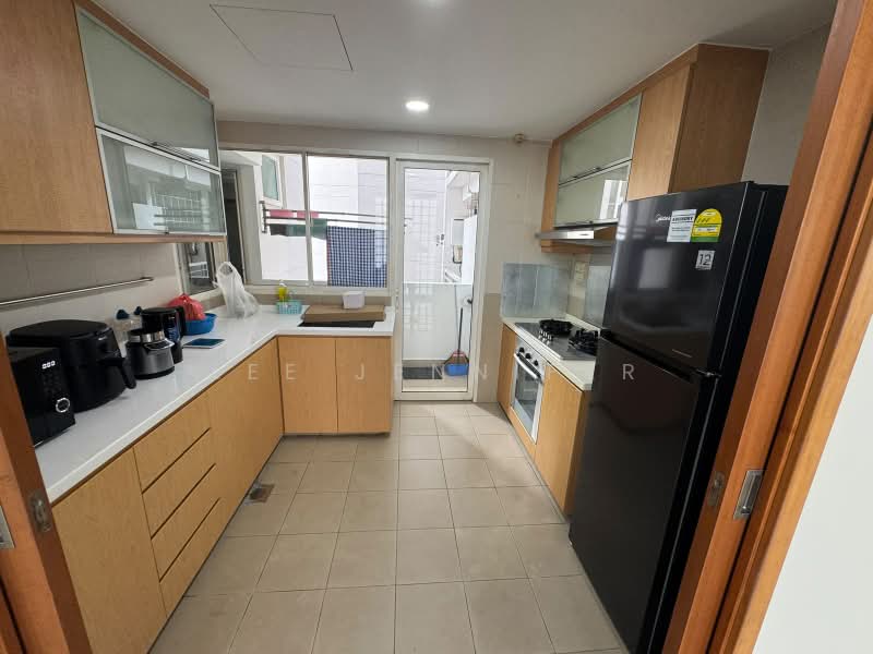 Changi Rise Condo, 4 Simei Rise, Pasir Ris / Tampines, Room Rental, 100 sqft, Condominium For Rent, by Lee Jennifer, 500204003 - Kitchen - PropertyGuru.com.sg