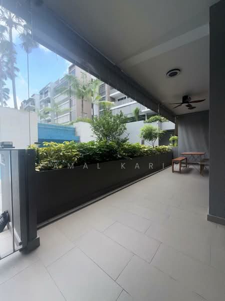 Stratum, 84 Elias Road, 2 Bedrooms, 947 sqft, Condominium For Sale, by Kamal Karim, 500204015 - Balcony - PropertyGuru.com.sg