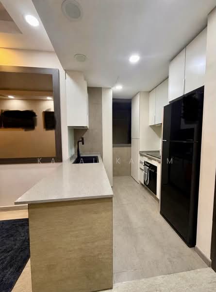 Stratum, 84 Elias Road, 2 Bedrooms, 947 sqft, Condominium For Sale, by Kamal Karim, 500204015 - Kitchen - PropertyGuru.com.sg