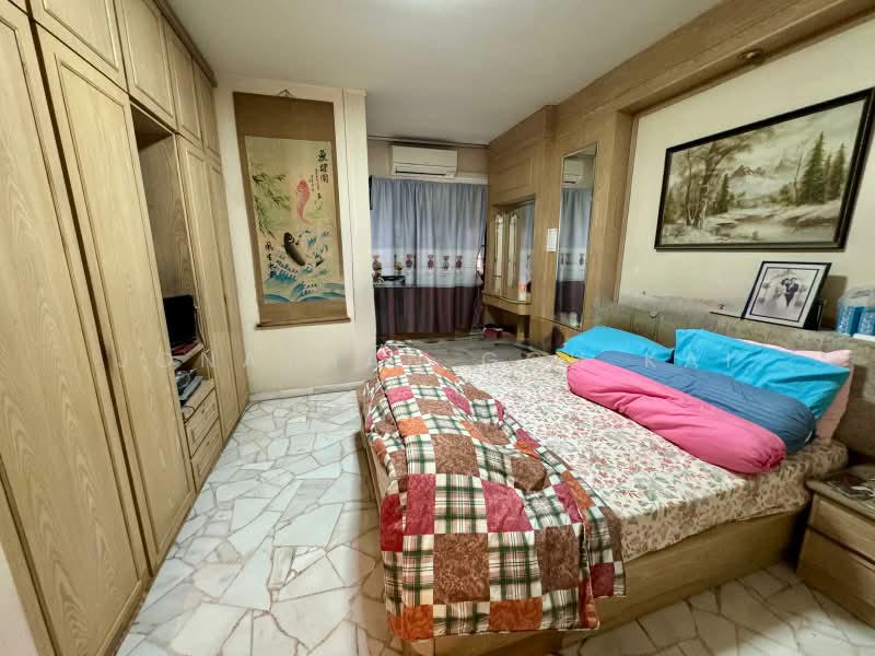 463 Hougang Avenue 10, 463 Hougang Avenue 10, 3 Bedrooms, 1,140 sqft, HDB Flat For Sale, by Jonathan Goh Kai Jie, 500204025 - Bedroom - PropertyGuru.com.sg
