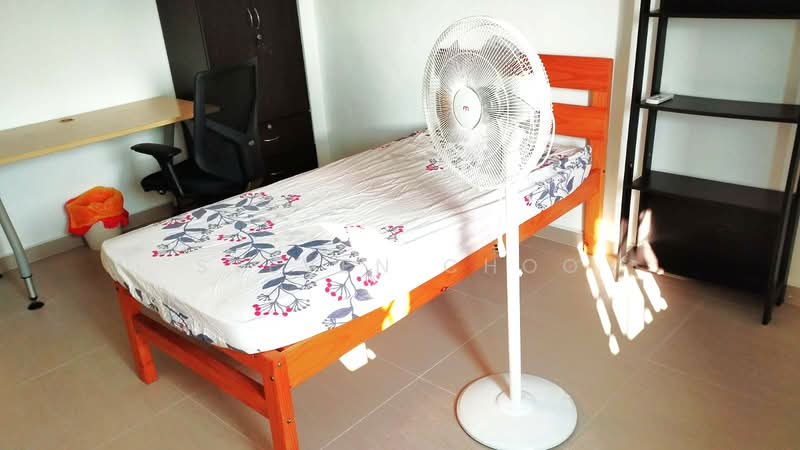 402 Pandan Gardens, 402 Pandan Gardens, Room Rental, 120 sqft, HDB Flat For Rent, by Steven Choo, 500204030 - Bedroom - PropertyGuru.com.sg