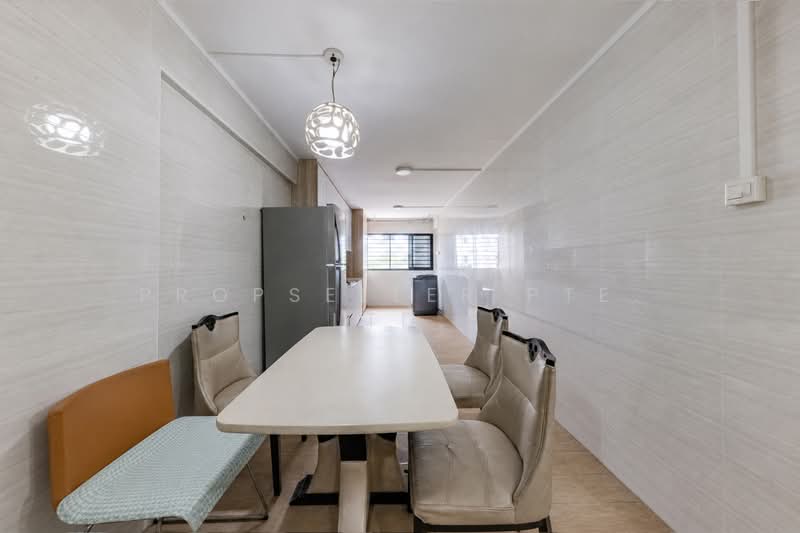 127 Yishun Street 11, 127 Yishun Street 11, 3 Bedrooms, 980 sqft, HDB Flat For Sale, by ADNIX LIU, 500204034 - Dining Room - PropertyGuru.com.sg