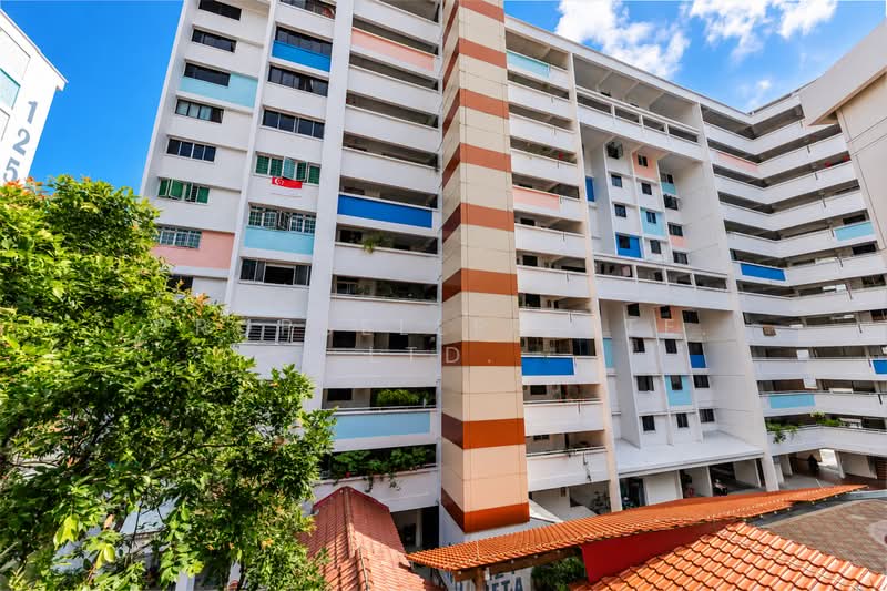 127 Yishun Street 11, 127 Yishun Street 11, 3 Bedrooms, 980 sqft, HDB Flat For Sale, by ADNIX LIU, 500204034 - Exterior - PropertyGuru.com.sg