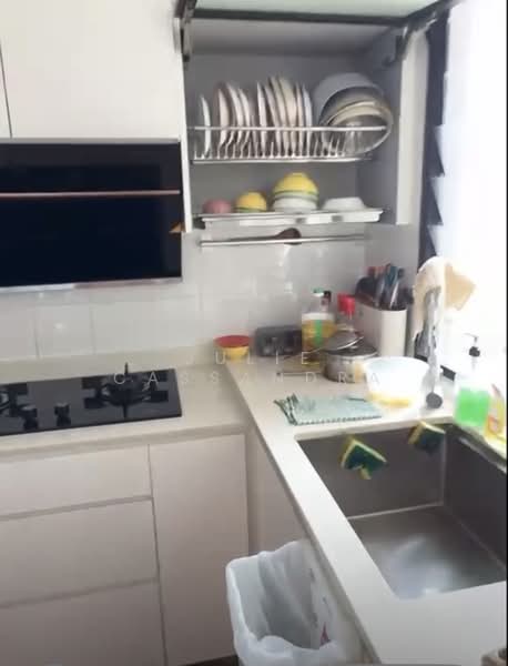 Woodsvale, 1 Woodlands Drive 72, Room Rental, 50 sqft, Condominium For Rent, by Julie Cassandra, 500204040 - Kitchen - PropertyGuru.com.sg
