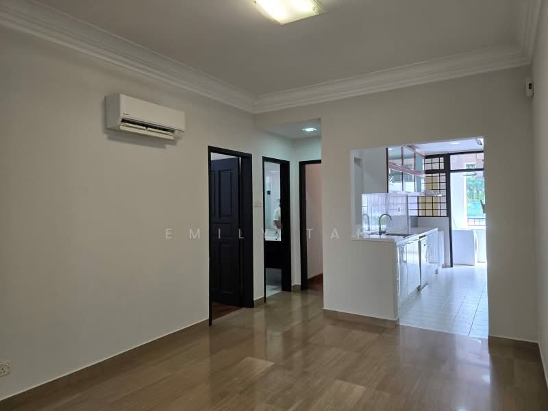 Tanglin Park, 1 Ridley Park, 3 Bedrooms, 1,336 sqft, Condominium For Sale, by Emily Tan, 500204041 - Dinning room - PropertyGuru.com.sg