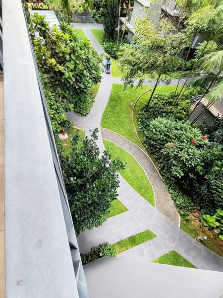 Grandeur Park Residences, 1 Bedok South Avenue 3, 3 Bedrooms, 893 sqft, Condominium For Rent, by Peggy Chan, 500204044 - Balcony View - PropertyGuru.com.sg