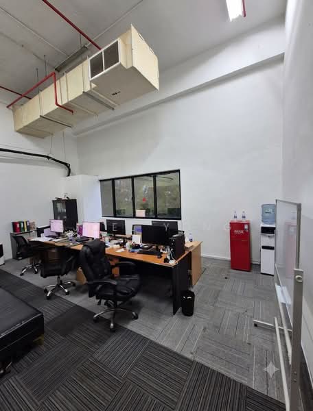 own entrance window unit (fitted)! (hougang)!, connectable to punggol sengkang hougang!, 870 sqft, Light Industrial (B1) For Rent, by Joel Yong, 500204053 - CommercialGuru.com.sg