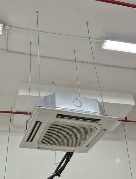 own entrance window unit (fitted)! (hougang)!, connectable to punggol sengkang hougang!, 870 sqft, Light Industrial (B1) For Rent, by Joel Yong, 500204053 - CommercialGuru.com.sg