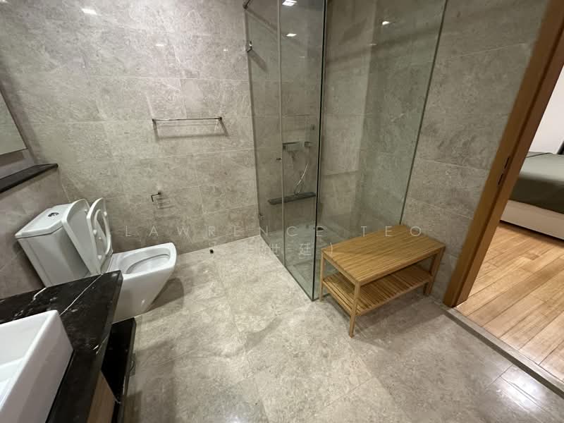 Marina Bay Residences, 18 Marina Boulevard, 2 Bedrooms, 1,227 sqft, Condominium For Rent, by Lawrence Teo (赵世廷), 500204067 - Bathroom - PropertyGuru.com.sg