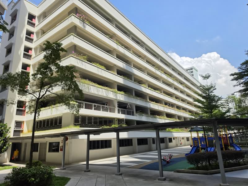 138C Yuan Ching Road, 138C Yuan Ching Road, 2 Bedrooms, 721 sqft, HDB Flat For Sale, by Andrea Lin, 500204085 - Exterior - PropertyGuru.com.sg