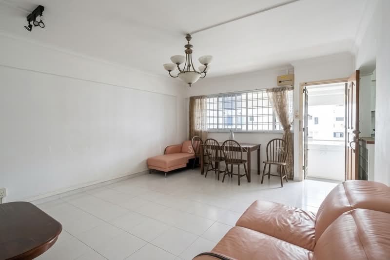 281 Tampines Street 22, 281 Tampines Street 22, 2 Bedrooms, 796 sqft, HDB Flat For Sale, by Lam Wei Shun 林渭舜, 500204087 - Living Room - PropertyGuru.com.sg