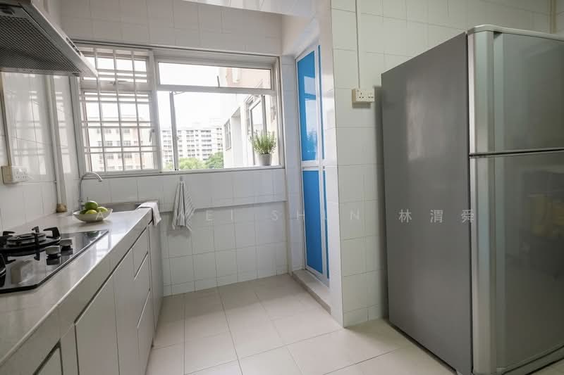 281 Tampines Street 22, 281 Tampines Street 22, 2 Bedrooms, 796 sqft, HDB Flat For Sale, by Lam Wei Shun 林渭舜, 500204087 - Kitchen - PropertyGuru.com.sg