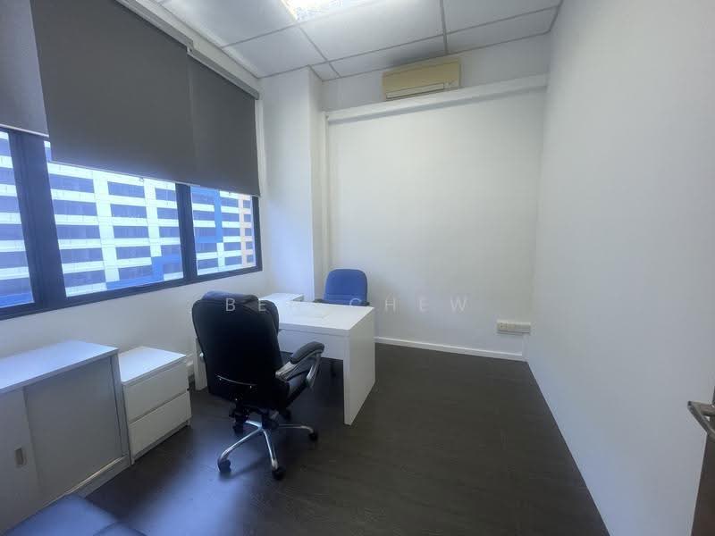 Tradehub 21, 18 Boon Lay Way, Boon Lay / Jurong / Tuas, 120 sqft, Light Industrial (B1) For Rent, by Ben Chew, 500204095 - Study - CommercialGuru.com.sg