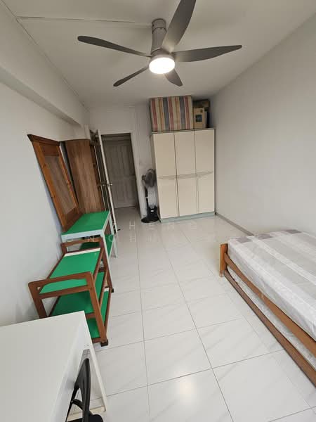 9 Toh Yi Drive, 9 Toh Yi Drive, Room Rental, 120 sqft, HDB Flat For Rent, by Zheng Ronghua 郑荣华, 500204099 - Bedroom - PropertyGuru.com.sg